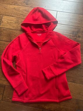Red Athleta hooded 3/4 zip sweatshirt with pockets size Small Excellent conditio